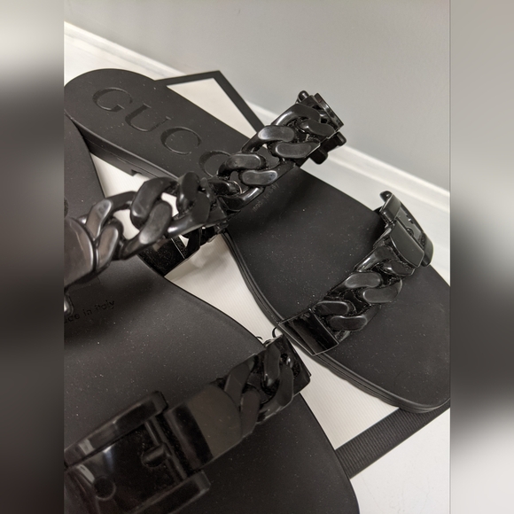 Gucci Blk Rubber Slide (US 7.5) "LIVE SHOW TODAY" - Picture 3 of 8